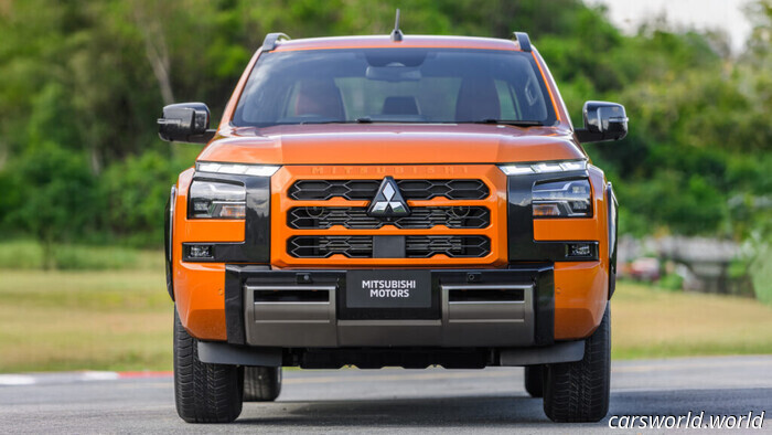 Новая Navara от Nissan больше похожа на Mitsubishi, чем на Nissan | Carscoops